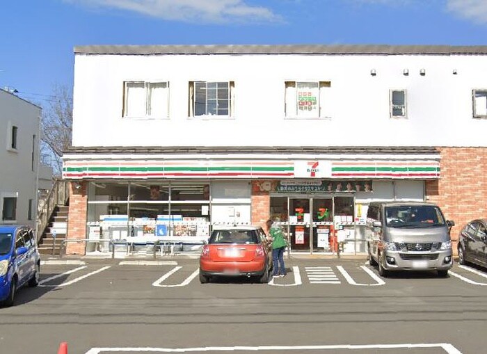 セブンイレブン 町田成瀬台3丁目店(コンビニ)まで393m ルペールＥ