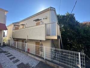 ヴェルジュ港南