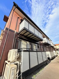 エスタンシア三室