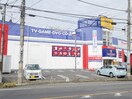 ゲオ川越新宿店(ビデオ/DVD)まで1100m ハッピ－ハウス