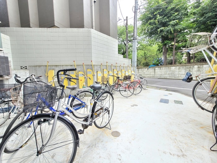 駐輪場 ロゼットⅡ