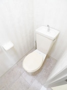 トイレ INSURANCE　BLDG　ⅩⅥ