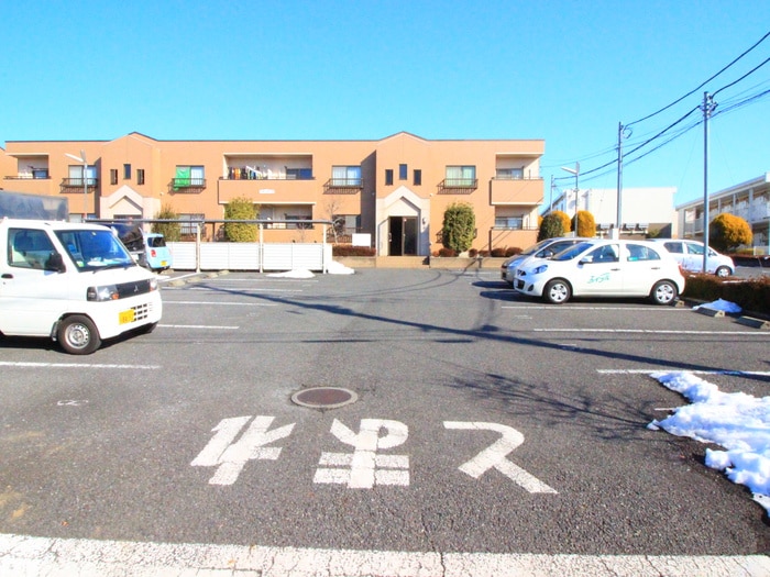 駐車場 シャングリラ