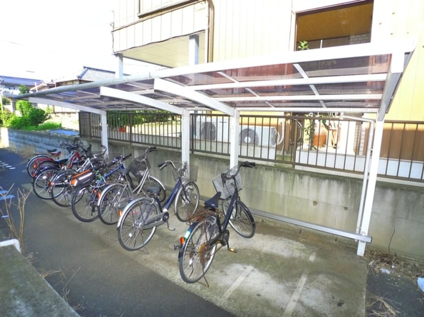 駐輪場 サンプレジオC