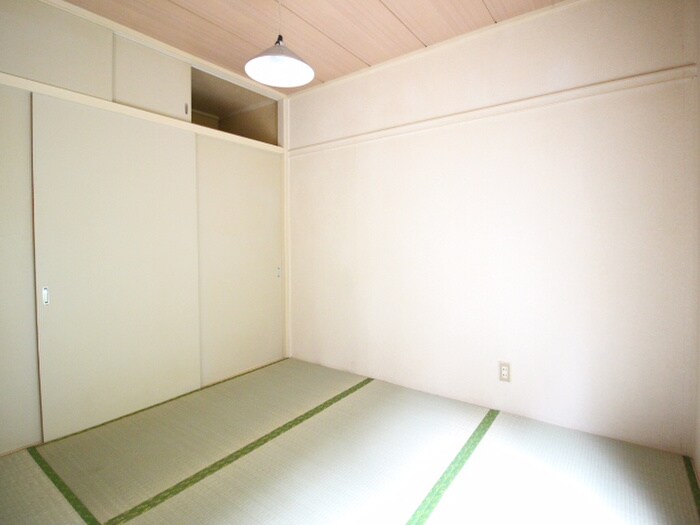 居室 コスモハイツ