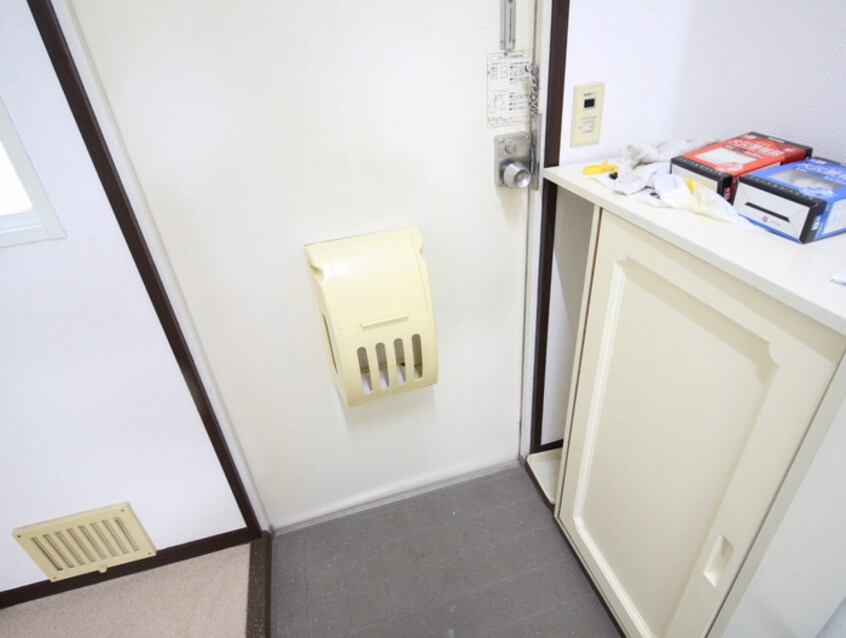 玄関 コスモハイツ