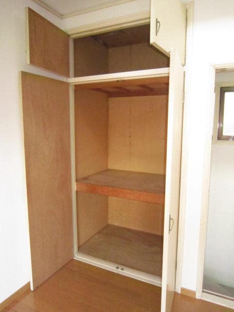 収納 ライブタウン行徳（2）