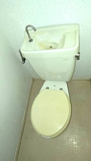 トイレ ライブタウン行徳（2）