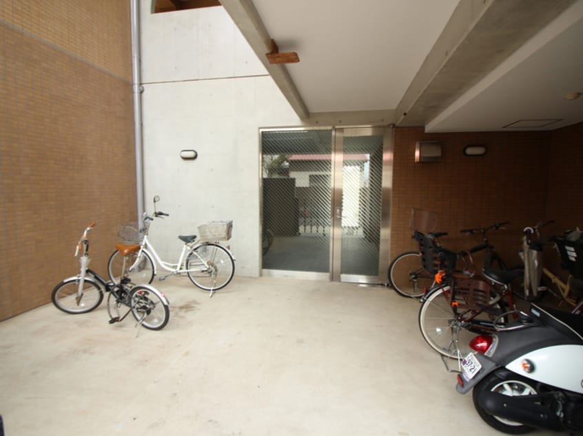 駐輪場 プランドール星川