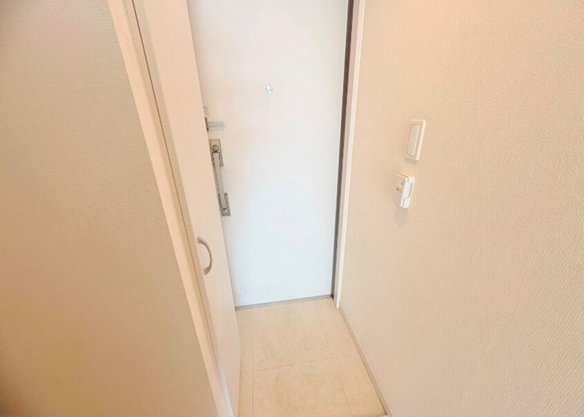 玄関 リブリ・Sumie