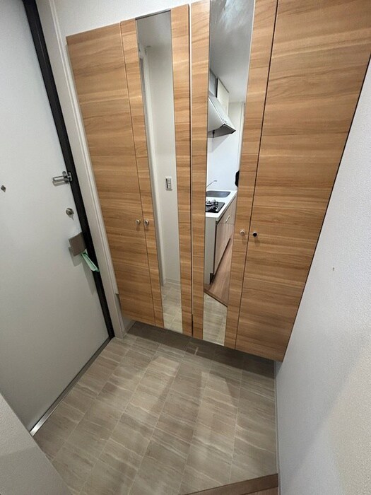 玄関 ＲＩＳ伍番館