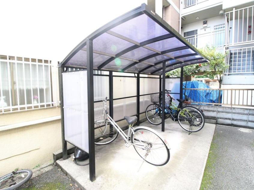 駐輪場 ビーライン本町