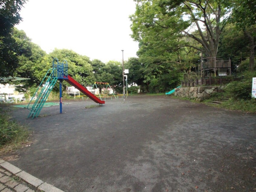 ふるさと公園　(公園)まで385m アザーレ・パッシオ鷺沼