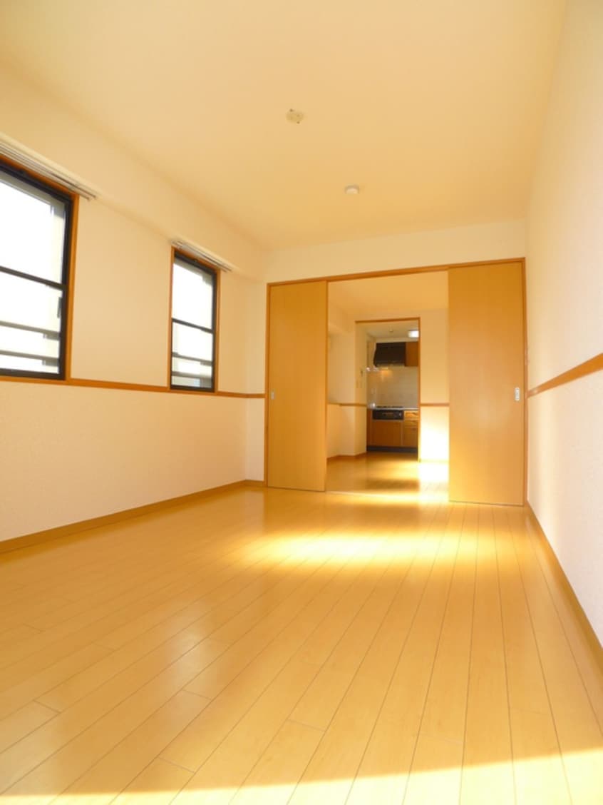 居室 エシ－ル岡村弐番館