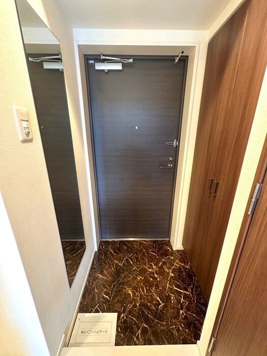 玄関 LUNIQ高島平