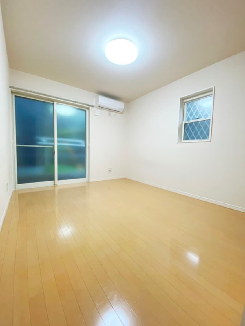 居室 メ－プルハイツ雪見橋