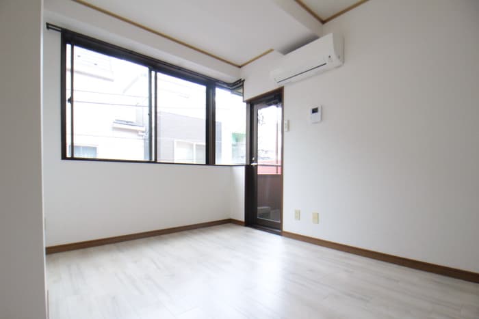 居室 ベネチア新城