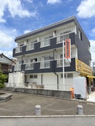リエス春日部の外観