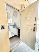 玄関 ホワイトキャッスル砂川