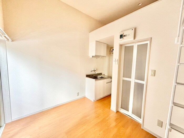 居室 ホワイトキャッスル砂川