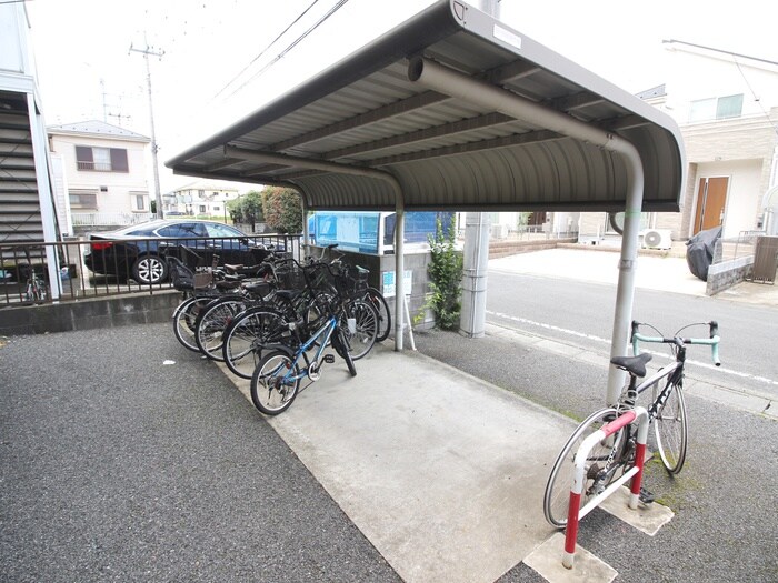 駐輪場 セジュール泉町