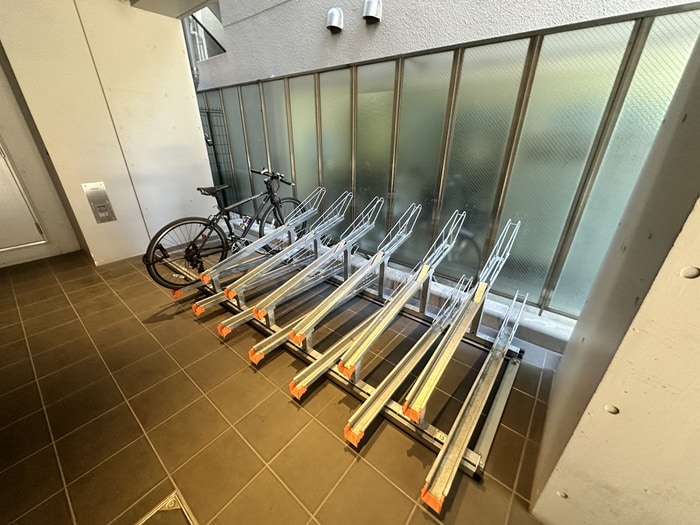 駐輪場 ラ・ヴィータ新御徒町