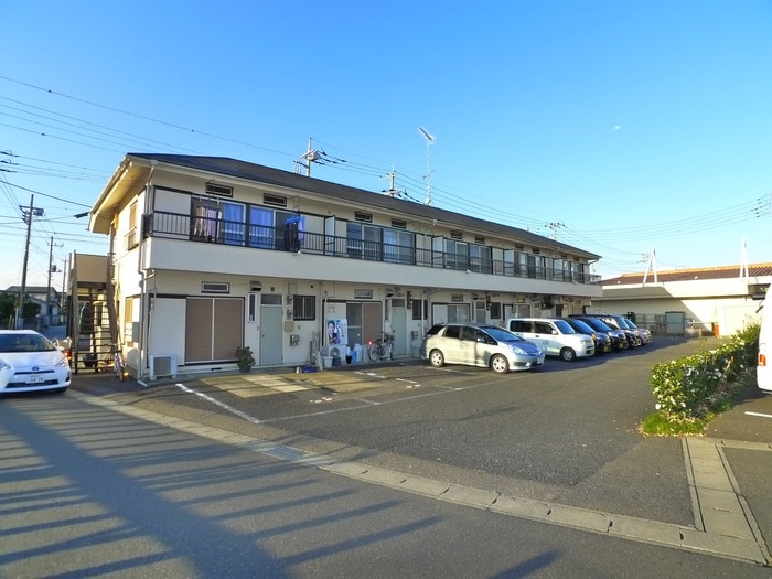 駐車場 小沢ハイツ中根