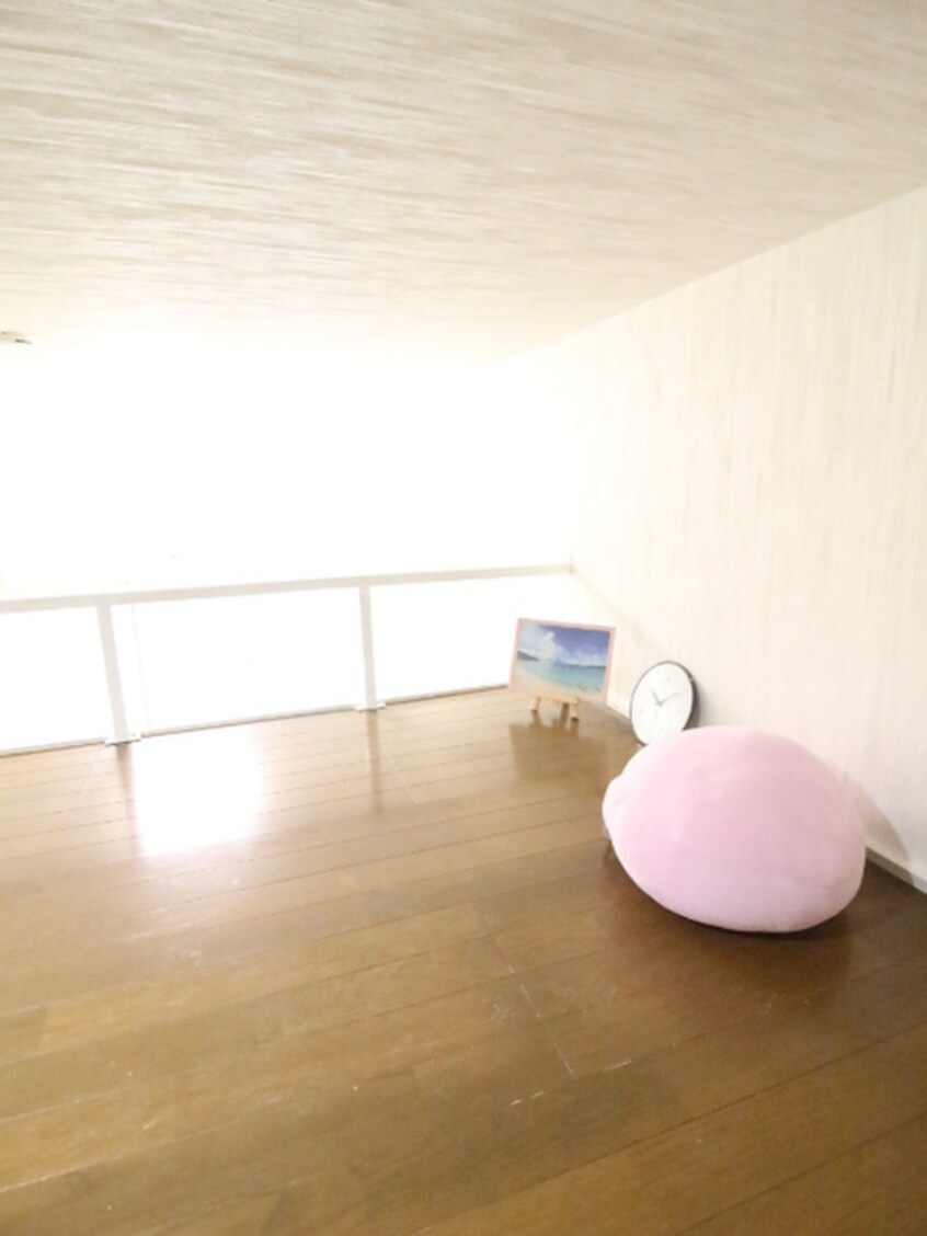 ロフト エントランス綾瀬