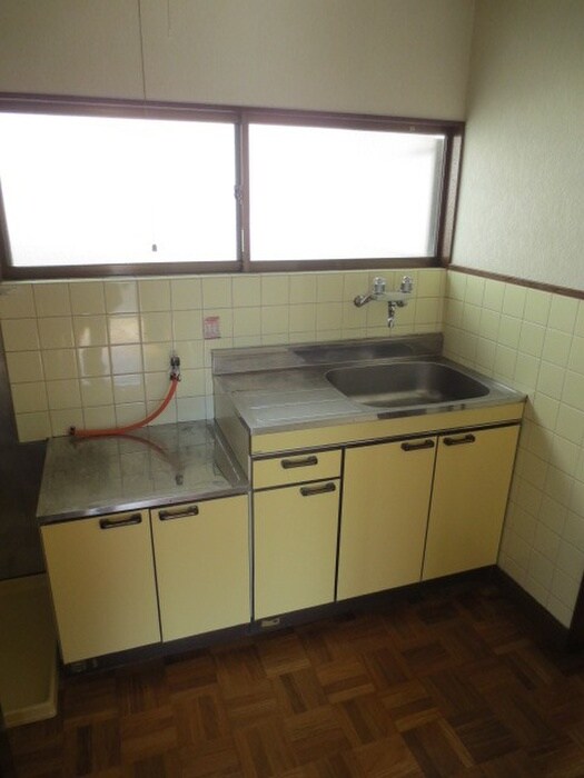 キッチン グリ－ンヤ－ド大倉山Ｂ