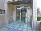 エントランス部分 ノーブルクレイン