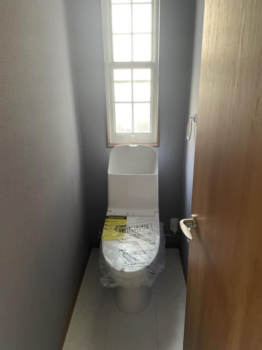 トイレ ライトニング佐知川