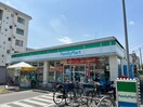 ファミリーマートサンズ高田東１丁目店(コンビニ)まで390m ヴィシェット日吉