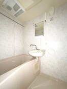 バス／シャワールーム等 マリンパレス新田町