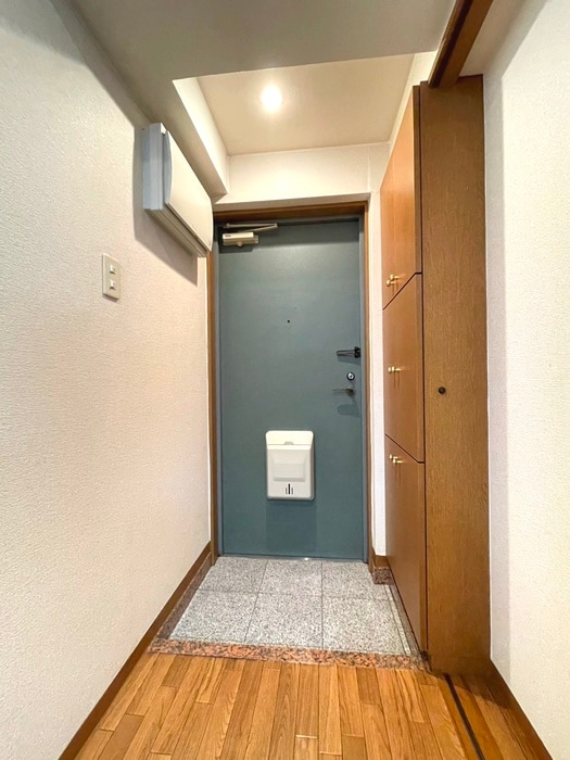 玄関 マリンパレス新田町