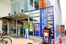 TSUTAYA(本屋)まで450m アパートメント５