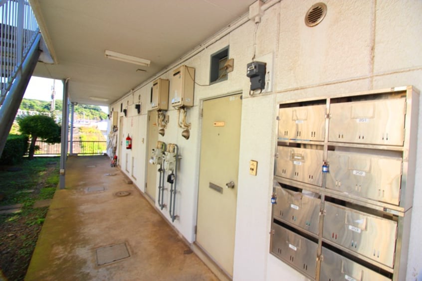 エントランス部分 メゾン鳶ヶ丘