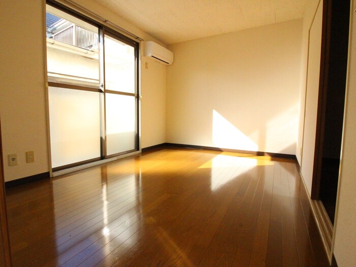 居室 アイリスコ－ポ