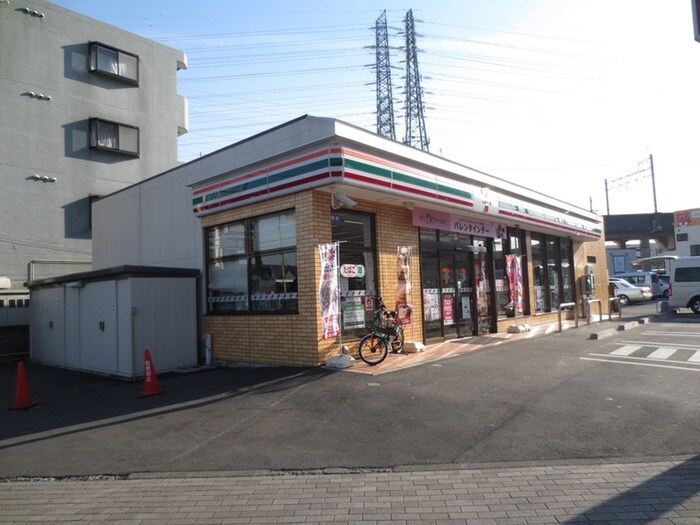 セブンイレブン　相模原橋本駅東店(コンビニ)まで57m フレール貝瀬