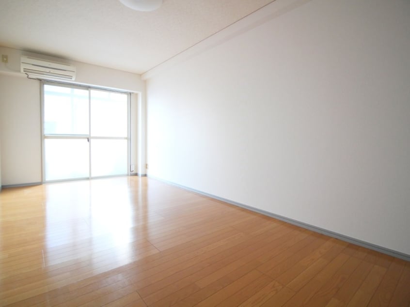 居室 ヴィラ・ファニー