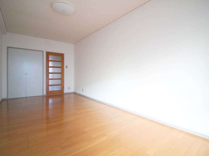 居室 ヴィラ・ファニー