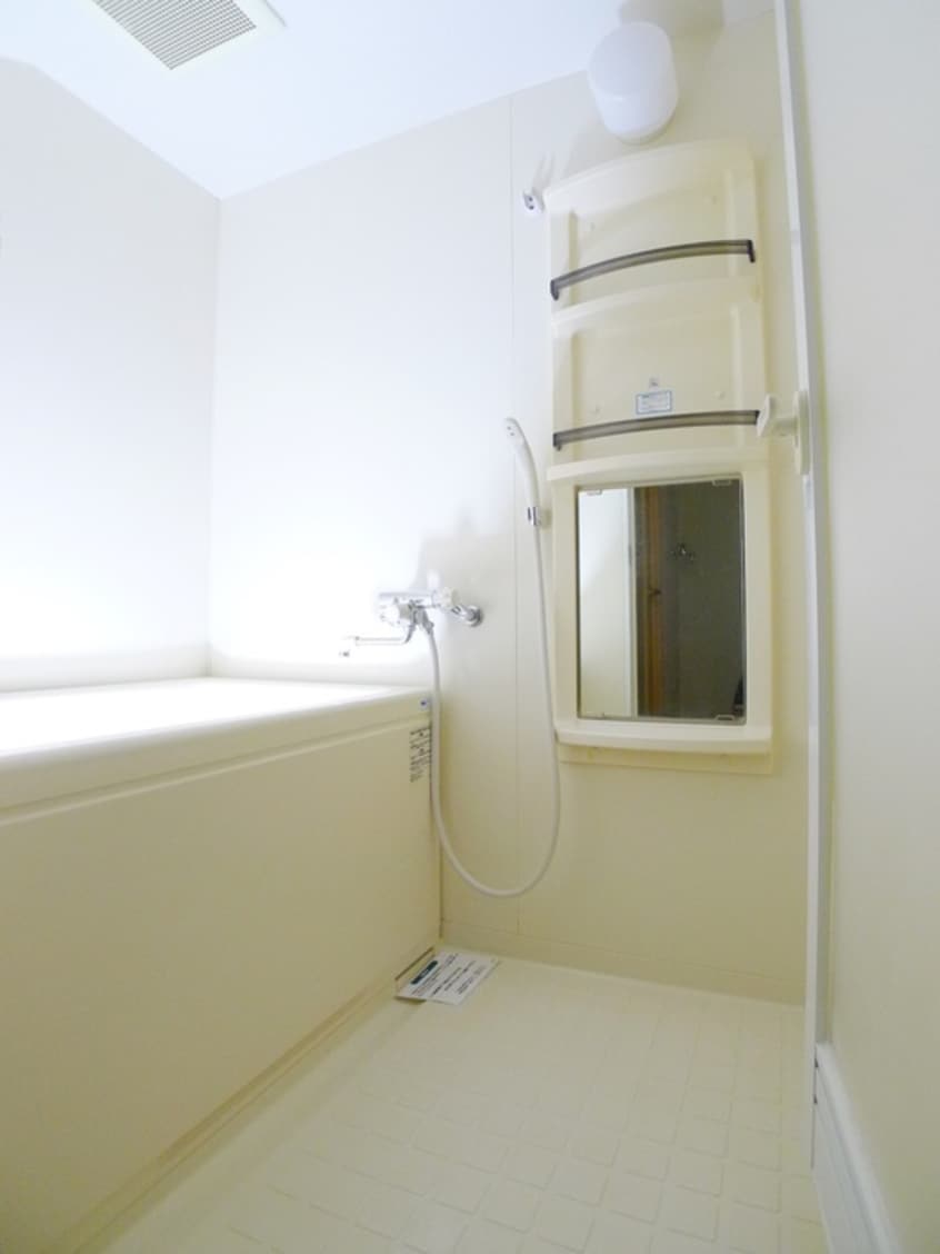 バス／シャワールーム等 パラドール