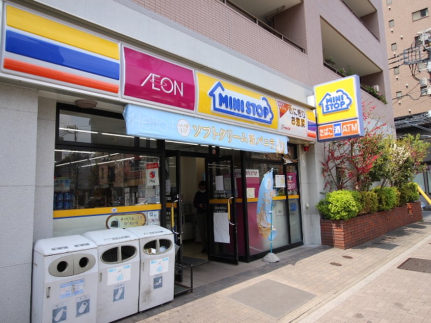 ミニストップ　元浅草３丁目店(コンビニ)まで570m ランエ－ジ新御徒町