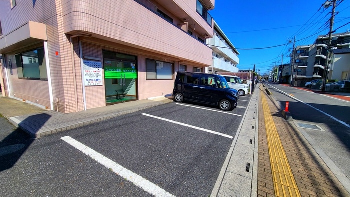 駐車場 CRYSTAL COURT　弐番館