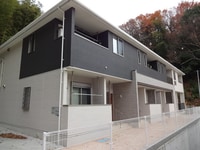 ソワーニュ　トロワ