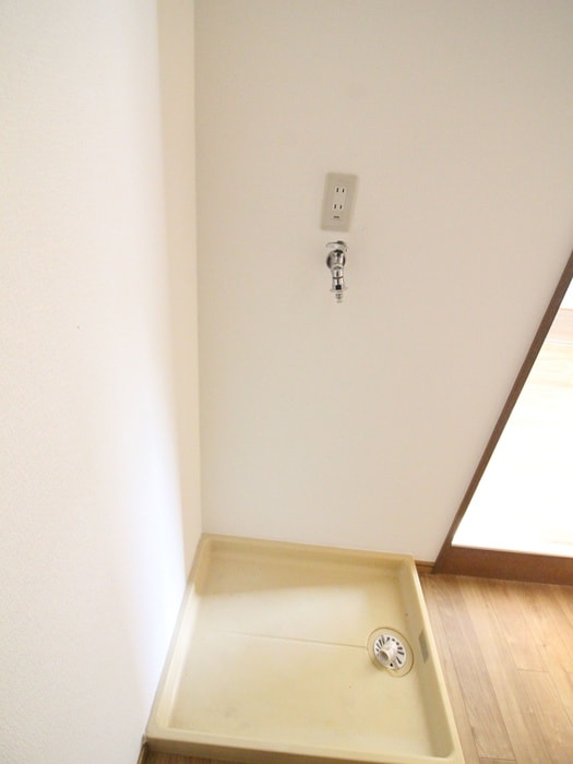 洗濯機置場 ＦＬＡＴ  ３－２８