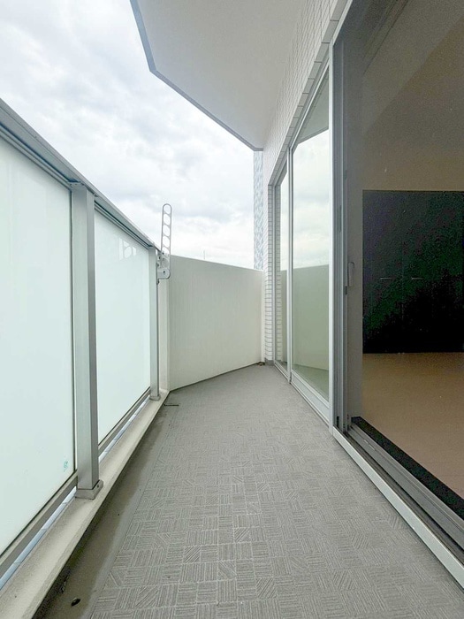 ベランダ・バルコニー Ｐｉｎｅ　Ｗｅｌｌｓ