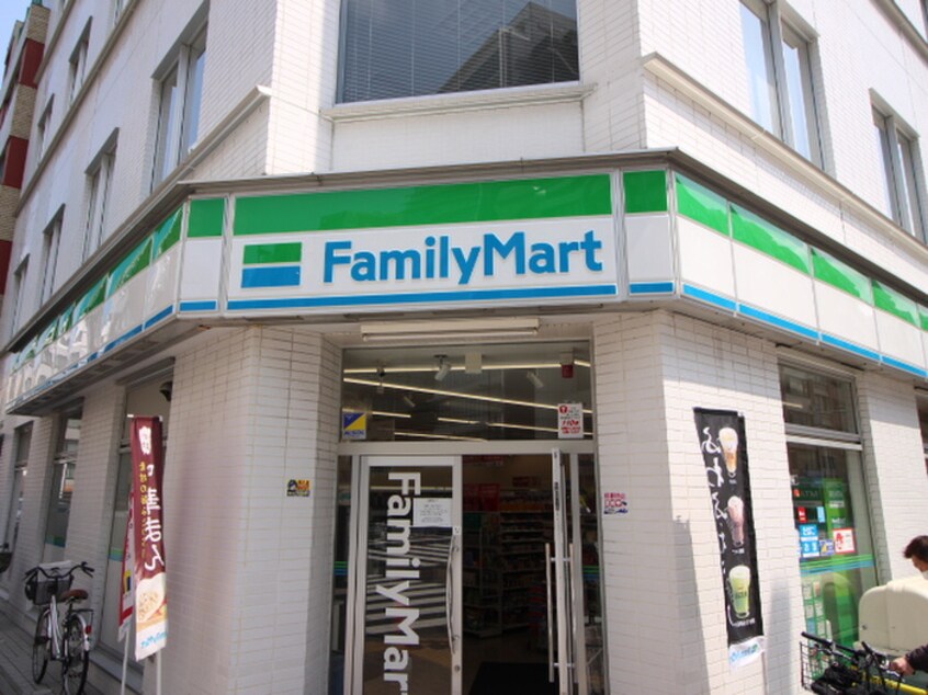 ファミリーマート(コンビニ)まで216m ツインパ－クコンフォ－トＮ