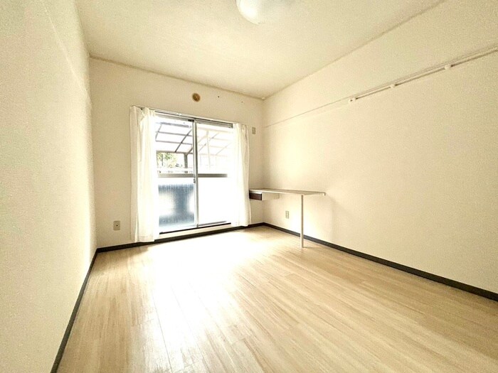 居室 ハイツエスポワ－ルⅡ