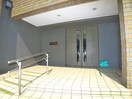 エントランス部分 アレグレット千住宿
