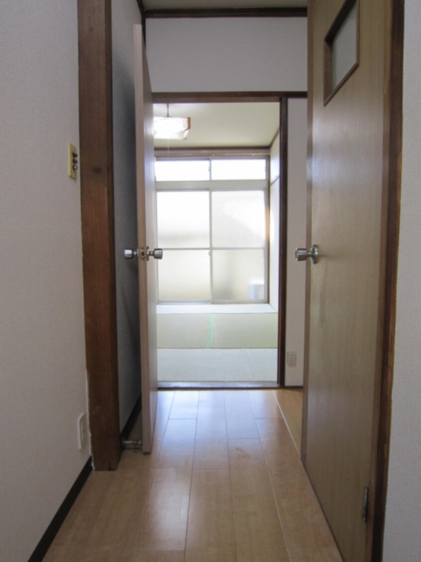 廊下 第二かずさ荘